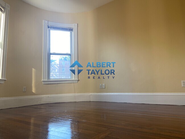 19 Parker Hill Ave unit 2, Roxbury Crossing, MA 02120 - photo 5
