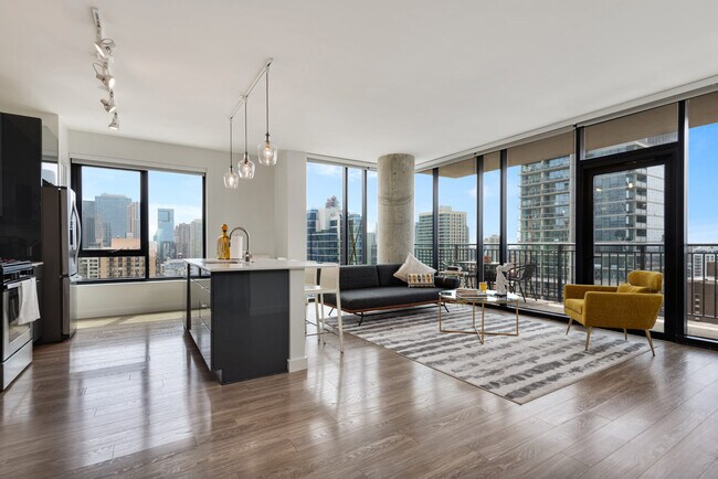 823 N Clark St unit ID1029582P, Chicago, IL 60610 - photo 5