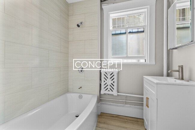 2 Agassiz St unit 3B, Cambridge, MA 02140 - photo 6
