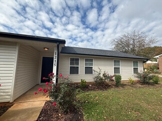 1215 Collins Dr Unit 1215 Collins Drive, Burlington, NC 27215