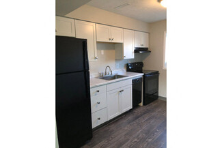 1340 S 75th St, Omaha, NE 68124