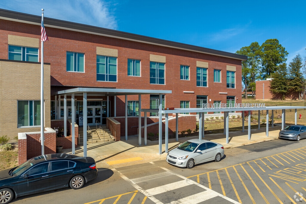 Belvedere Elementary serves younger children of Belvedere and North Augusta.
