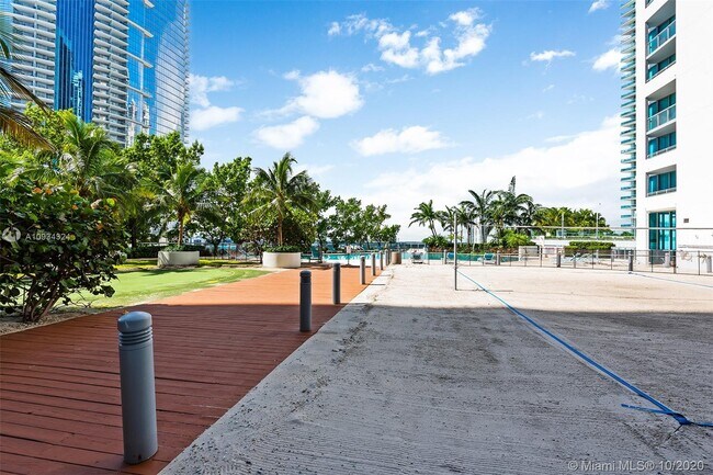 Marina Blue unit 311, Miami, FL 33132 - photo 3