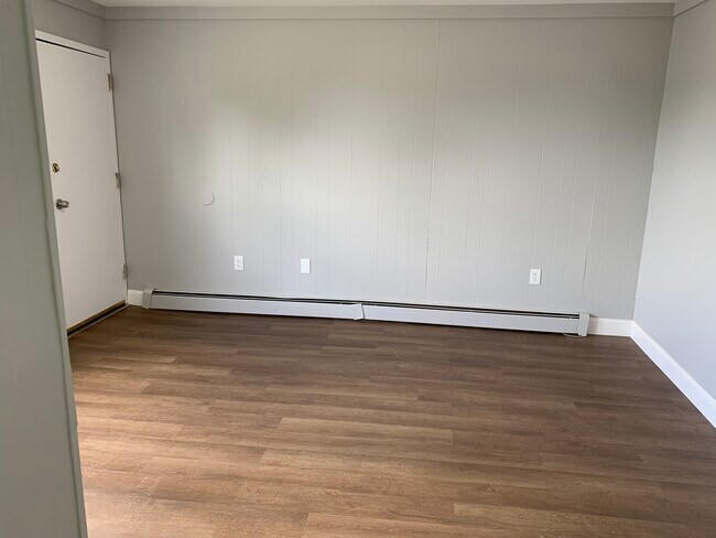 46 Jeffers St unit 2B, Woonsocket, RI 02895 - photo 6