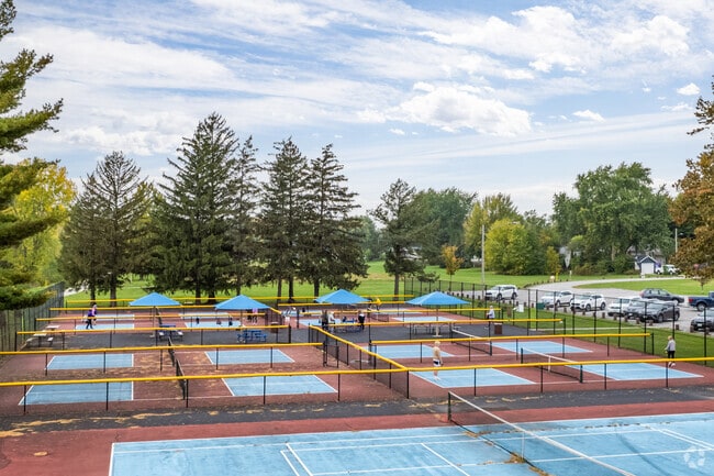 The public tennis and pickleball courts at Northwest Park in Northwest Davenport.