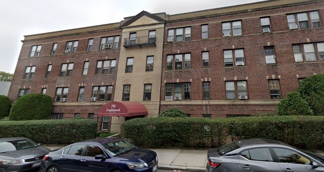 116 Englewood Ave unit 4, Brighton, MA 02135 - photo 2