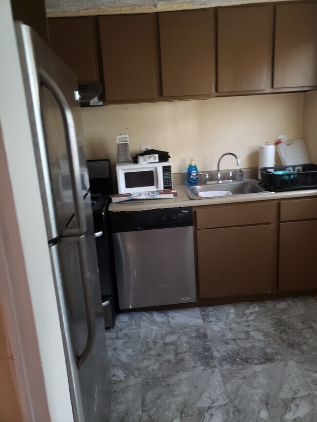 3825 26th Ave, Temple Hills, MD 20748