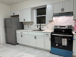 11 Scotland St Unit 1, Ansonia, CT 06401