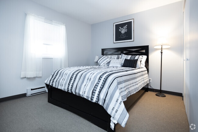 Ontario Village Apartments - Deluxe  2 Bedroom, 1 & 2 bath , Furnished  Apartment Options, Watertown, NY 13601 - photo 4