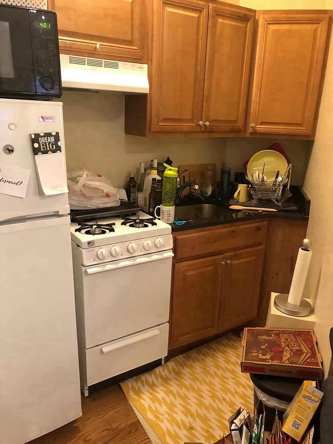 *Pictures are representative samples of the advertised unit. In some cases, the actual units you tou