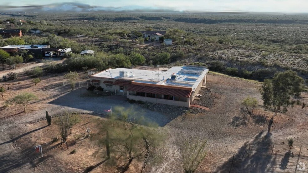 7770 S Camino Mirlo, Tucson, AZ 85747 - photo 2