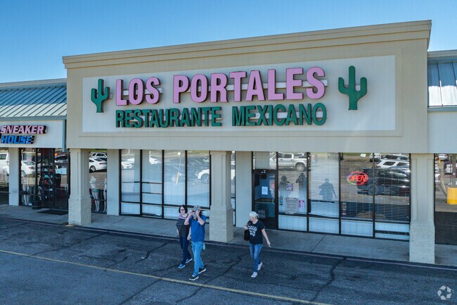 Sonia Quarters residents can head to Los Portales for lunch and dinner.
