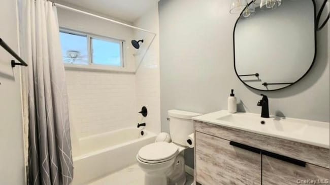 72 Propose Rd unit House with basement, Shirley, NY 11967 - photo 3