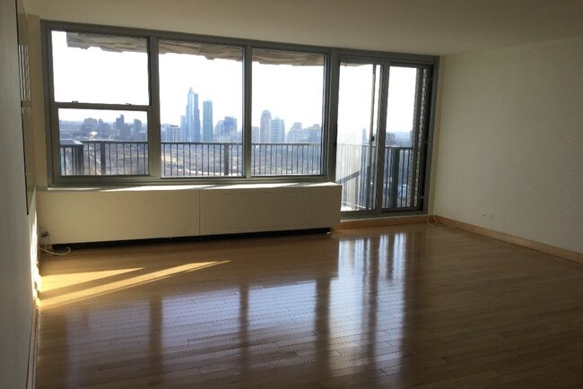 400 E Randolph St unit Apartment Unit  390, Chicago, IL 60601 - photo 4