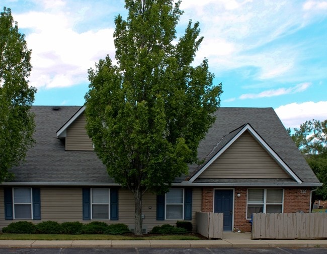 Findlay Village Square