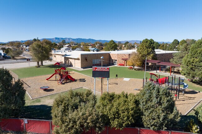 Mountainair elementary offers education to children of the Mountainair and surrounding areas.