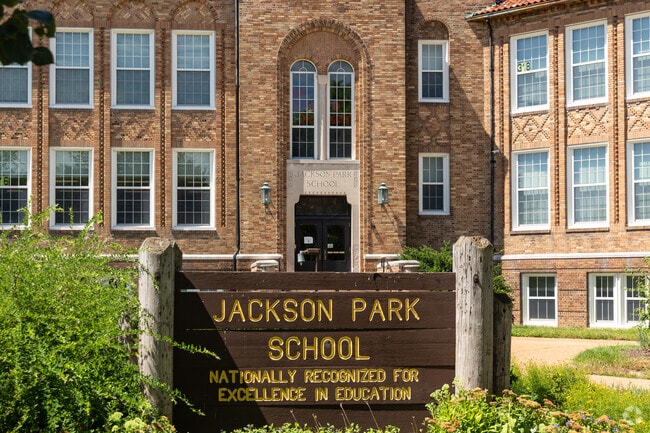 Jackson Park Elementary School aligns with Missouri state standards.