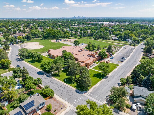 Green Gables Elementary School  is located in the Carmody neighborhood of Lakewood, CO.