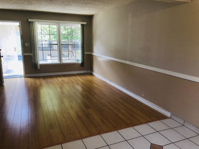 410 S Sierra Madre Blvd unit 22, Pasadena, CA 91107 - photo 3