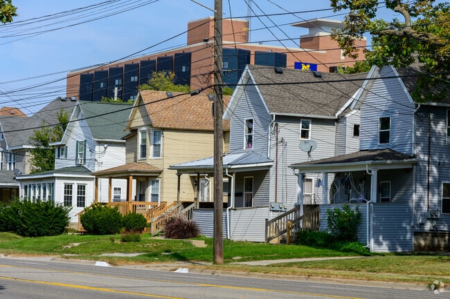 The Stadium District features early 20th-century gable-front homes.
