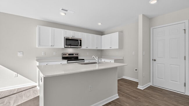 5520 Musket Ct, Raleigh, NC 27610 - photo 5