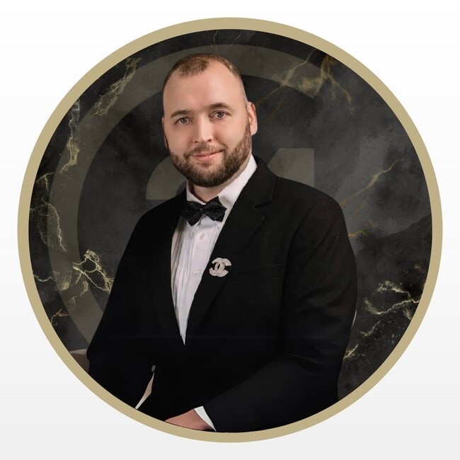 Agent Photo
