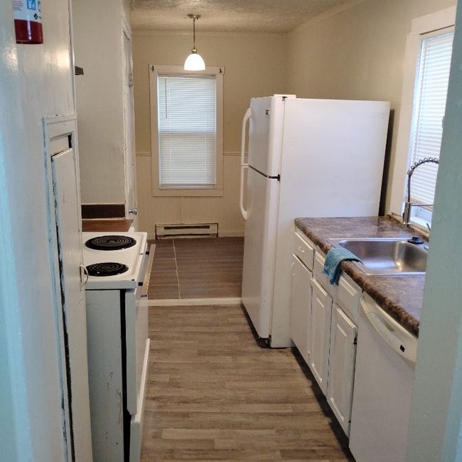 415 Smith St, Dayton, OH 45417 - photo 5