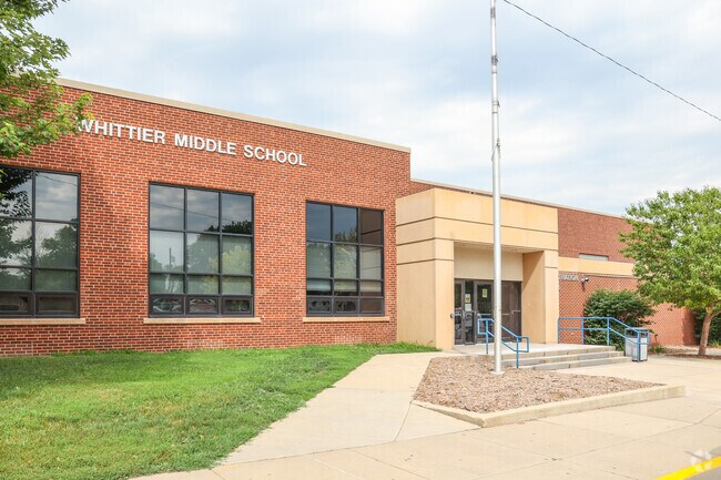 Sioux Falls’ Whittier Middle School holds a C-plus rating on Niche.