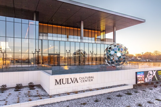 The Mulva Cultural Center in De Pere hosts performers and artwork