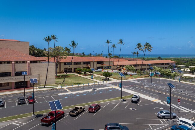 Older students can attend Baldwin High School in Wailuku.