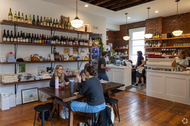 While in the Madisonville be sure and stop by Mom 'n' Em Coffee for a chat and great brew.