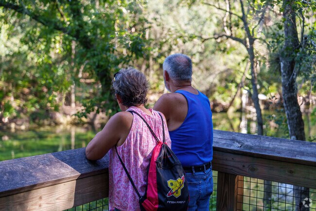 A couple enjoys scenic views at Blue Springs State Park just minutes from DeBary.