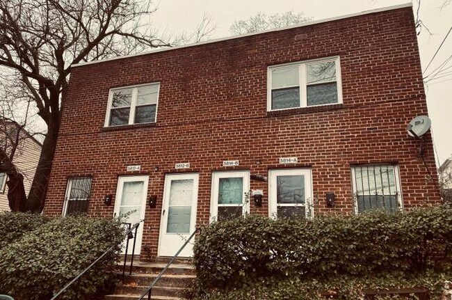 5812 Eads St NE unit 5812-A, Washington, DC 20019 - photo 2