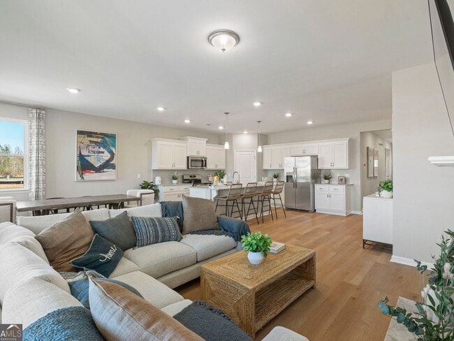 211 Ivy Glen Dr, Perry, GA 31069 - photo 6