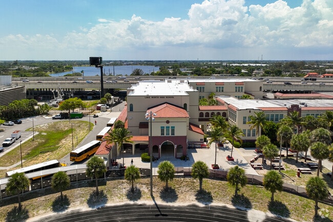 Lake Worth High School entrance