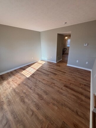 254 Marcellus Dr Unit 2, Berea, KY 40403