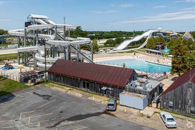 Cool down at Blue Bayou Water Park in Highland Lakes.