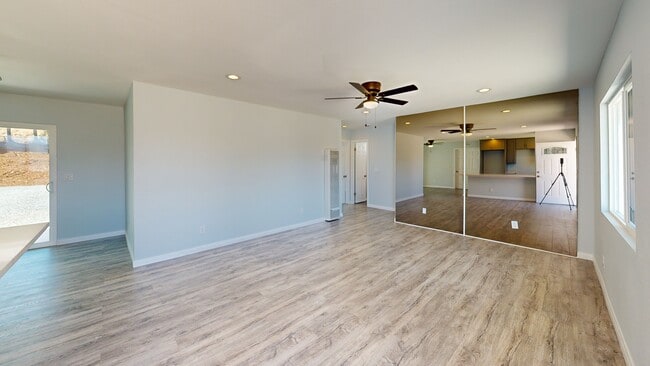 722 Osage St, Spring Valley, CA 91977 - photo 2