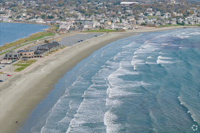Easton's Beach may be the most popular Newport beach and the Old Beach neighborhood is adjacent.