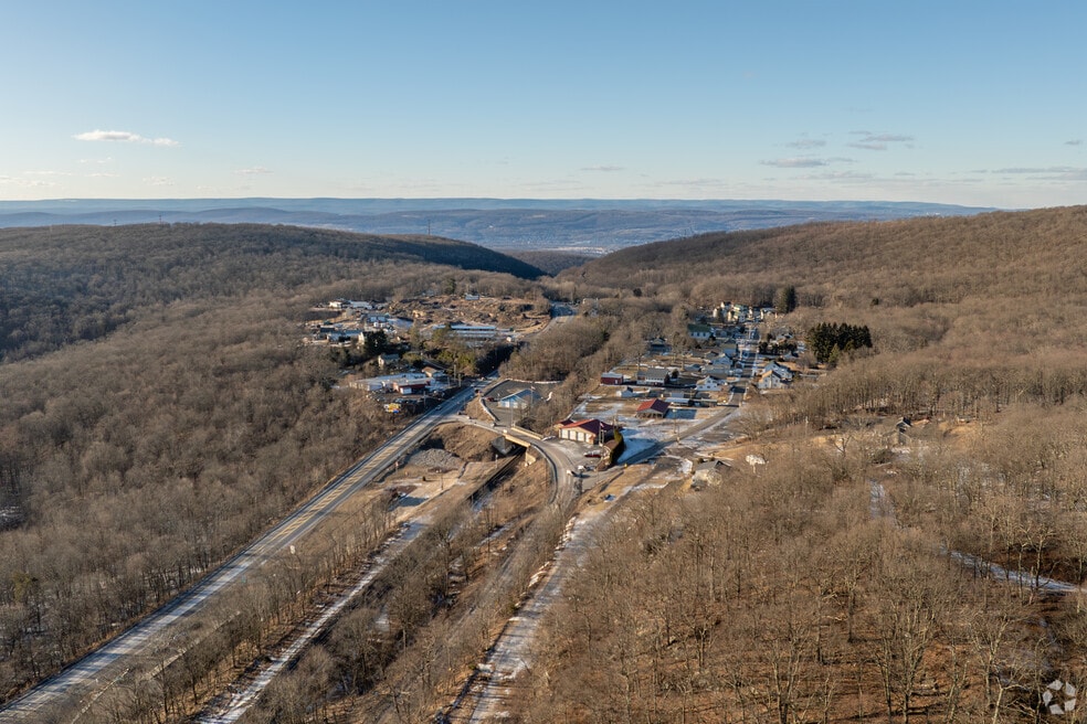 CP_MountainTop_ 1025702_p2_v1_al_030325