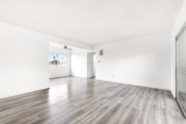 410 W Regent St unit 6, Inglewood, CA 90301 - photo 6