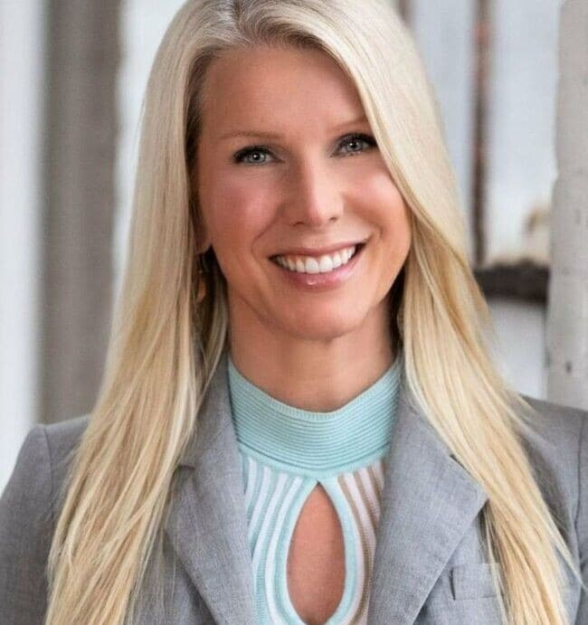 Tonia Kurth