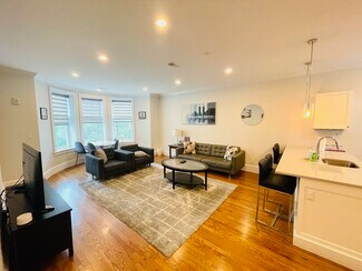 1248 Beacon St, Brookline, MA 02446