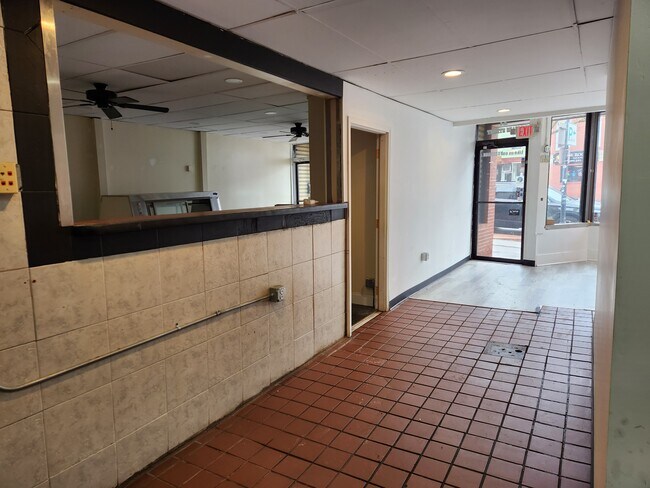 27 Main St unit 27 Main Street, Brockport, NY 14420 - photo 5