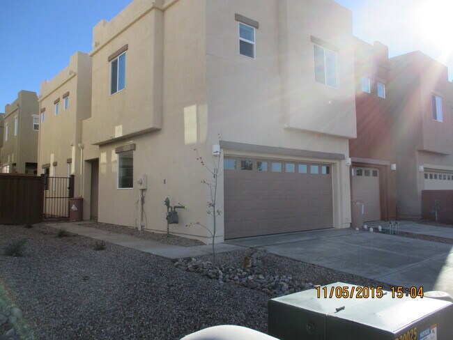 14 Carson Valley Way unit 14 Carson Valley way, Santa Fe, NM 87508 - photo 2