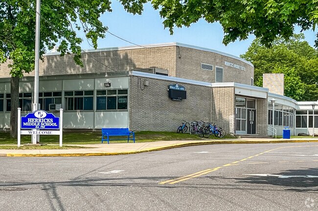 Herricks Middle School of Searingtown entitles students to a rich educational experience.