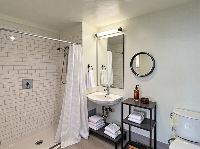20 Sunnyside St unit 6, Boston, MA 02130 - photo 3