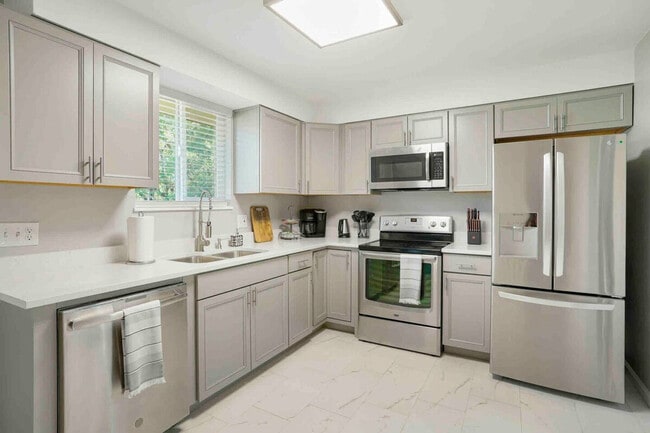 10945 W 45th Ave unit ID1368852P, Wheat Ridge, CO 80033 - photo 2