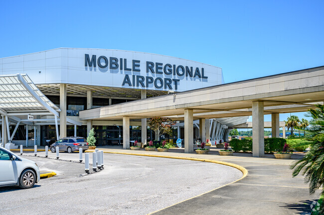 The Mobile Regional Airport serves the Pinewood Neighborhood and offers daily flights.