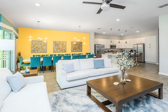 2567 Shanti Dr unit ID1354813P, Kissimmee, FL 34746 - photo 2